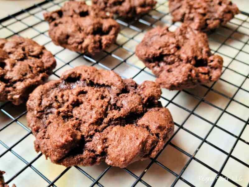 triple chocolate cookies