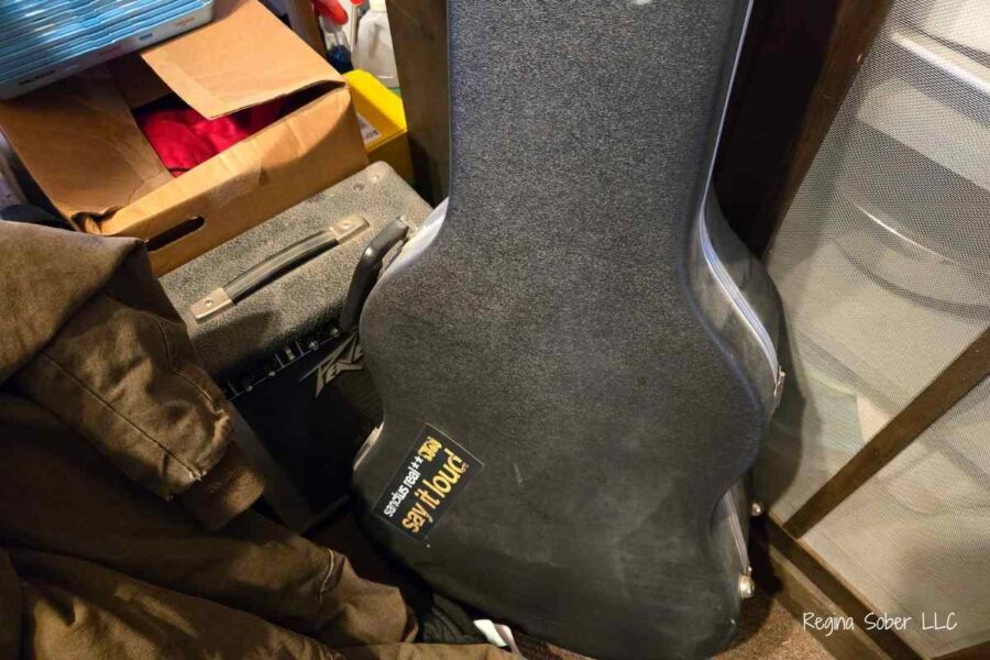old dusty guitar case