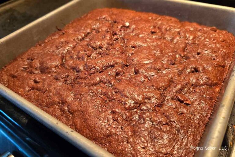 showing what the baked sand art brownies look like