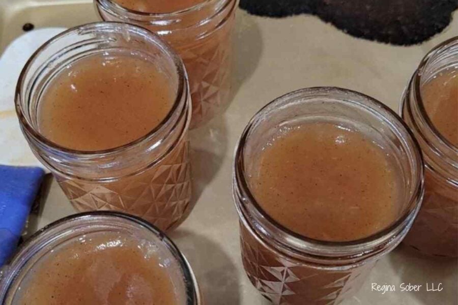 jars of apple butter