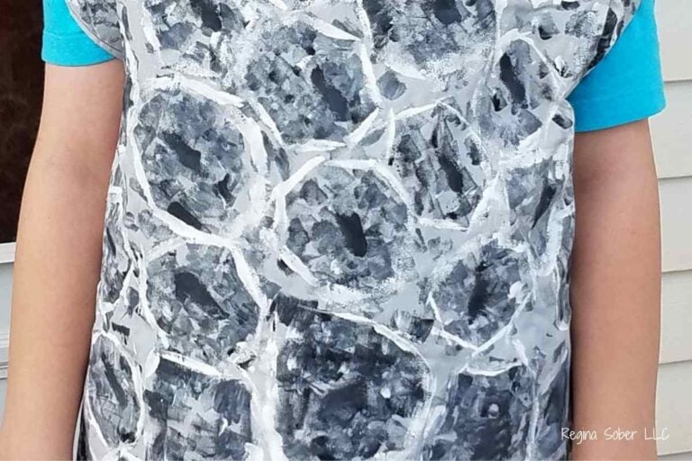 paint various size fossil gray octagons