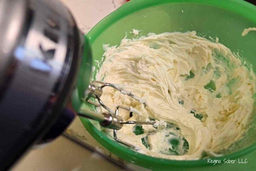 whipping cream cheesed and honey until incorporated