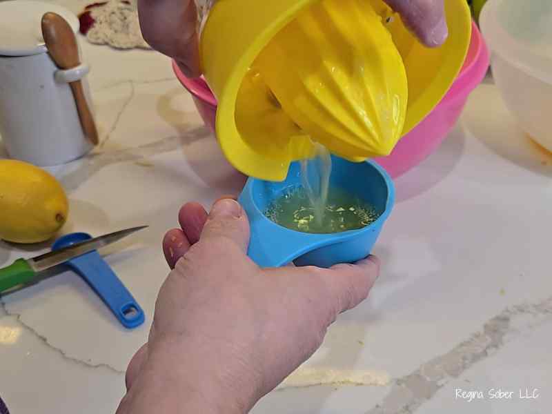 measuring fresh lemon juice