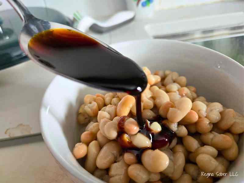 navy beans with molasses