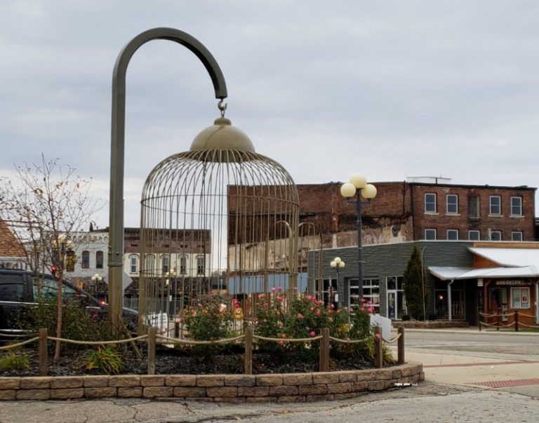 8 Guinness World's Largest Roadside Attractions Casey Illinois