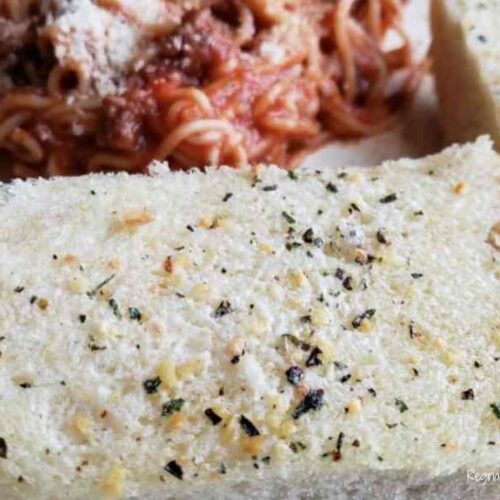 homemade garlic butter for garlic bread