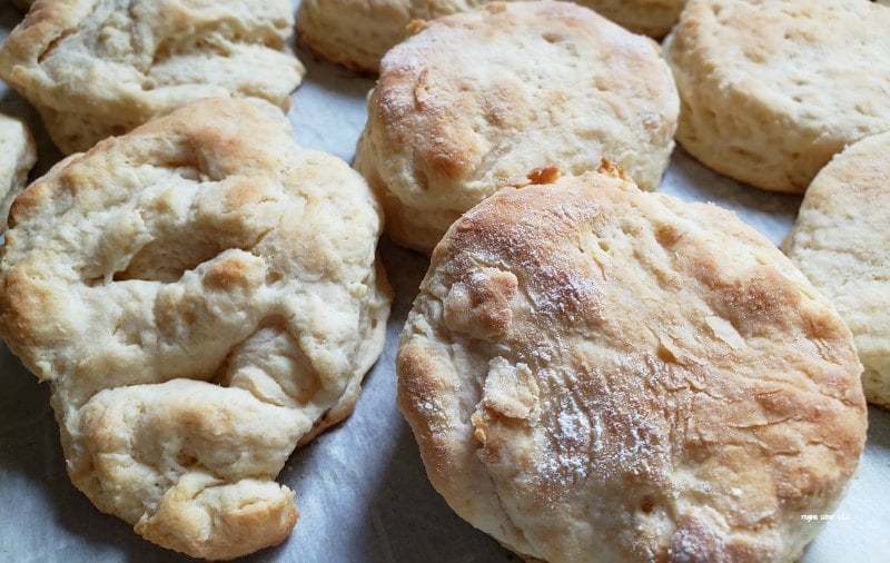 baked biscuits on a baking sheet