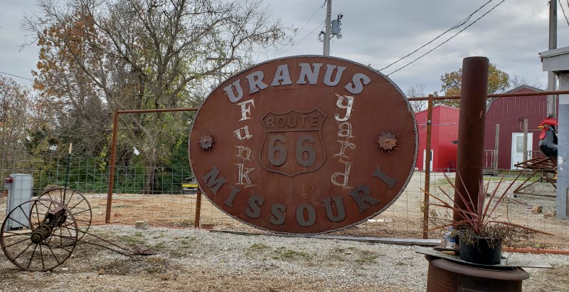 World's largest belt buckle found in Uranus