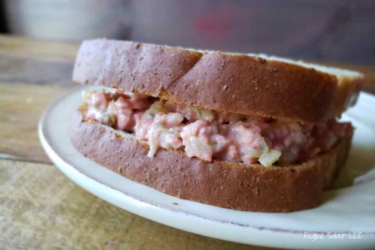 making a ground bologna sandwich like grandma