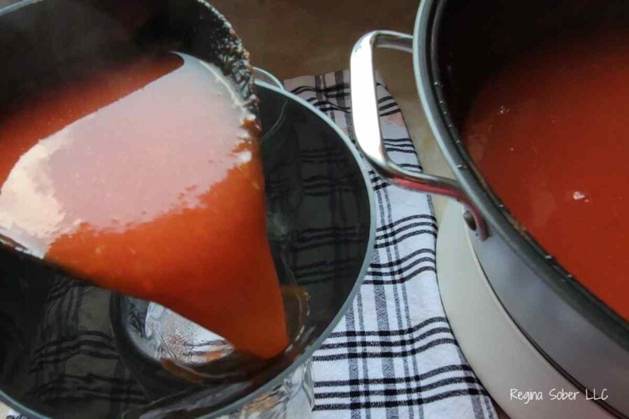 canning tomato sauce