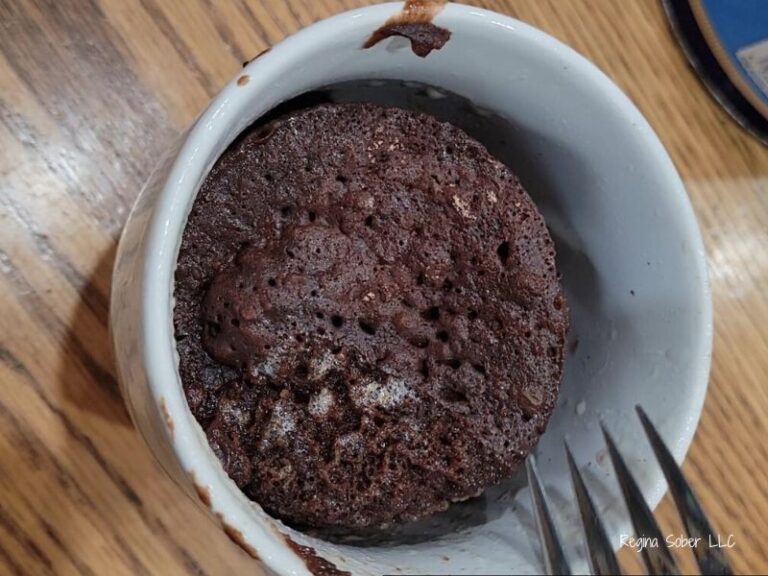 Coffee Mug Chocolate Cake in Microwave