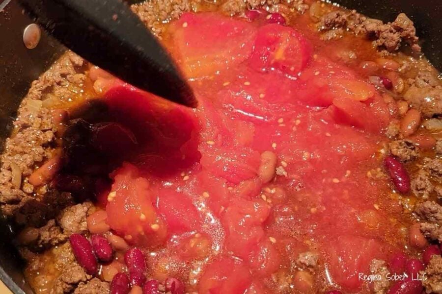 chopping tomatoes