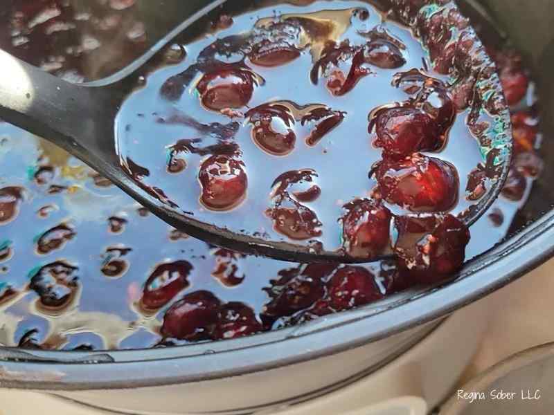 filling jars with cooked jams