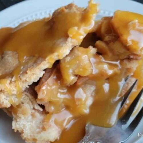 slice caramel apple pie