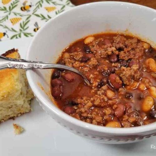 serve your chili with a nice piece of corn bread for the full Fall meal.