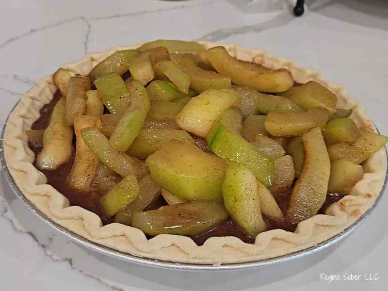 pie crust filled with zucchini