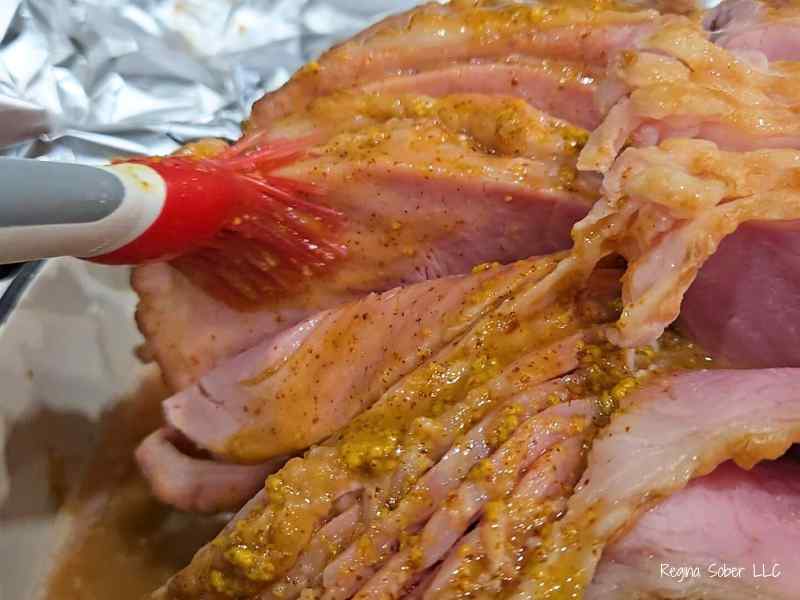 getting glaze between slices of ham